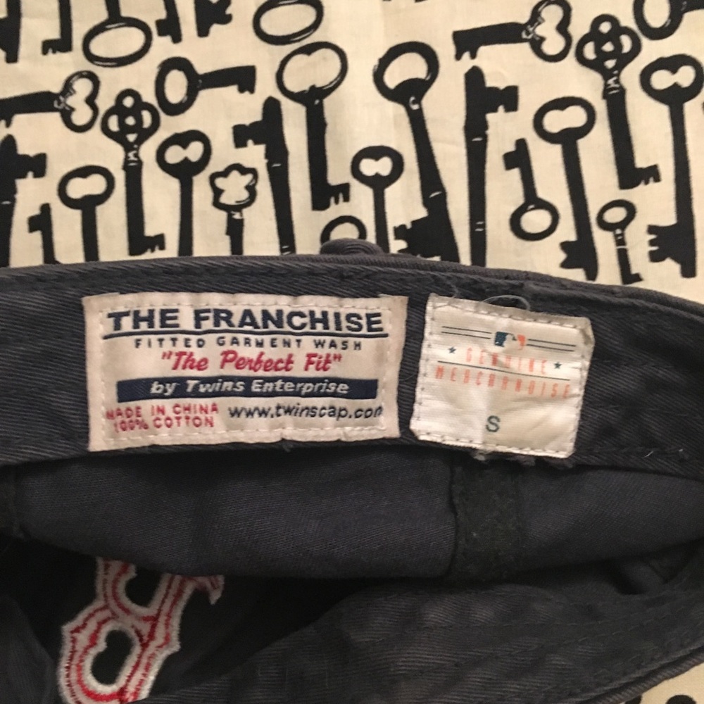 Boston Redsocks ballcap. 156 - Picture 3 of 3